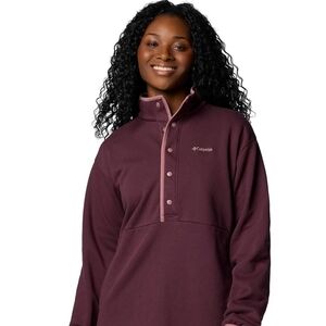 (71) Columbia Women's Burgundy Button-Up Sweatshirt